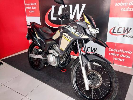 HONDA XRE 300 ADVENTURE HONDA XRE 300 ADVENTURE